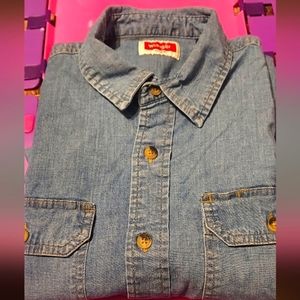 Wrangler short sleeve shirt